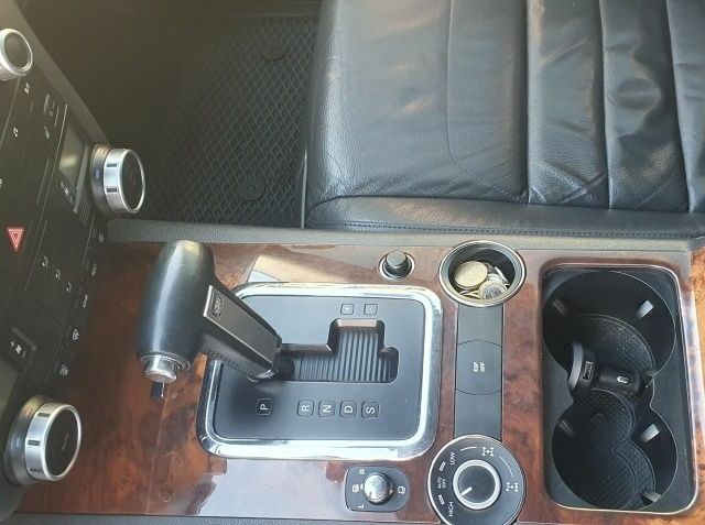 Серый Фольксваген Туарег, объемом двигателя 0 л и пробегом 310 тыс. км за 12300 $, фото 8 на Automoto.ua