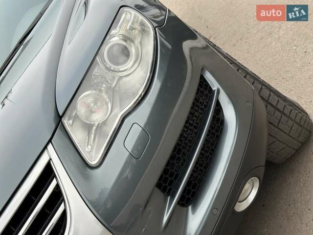 Серый Фольксваген Туарег, объемом двигателя 2.5 л и пробегом 138 тыс. км за 8999 $, фото 22 на Automoto.ua