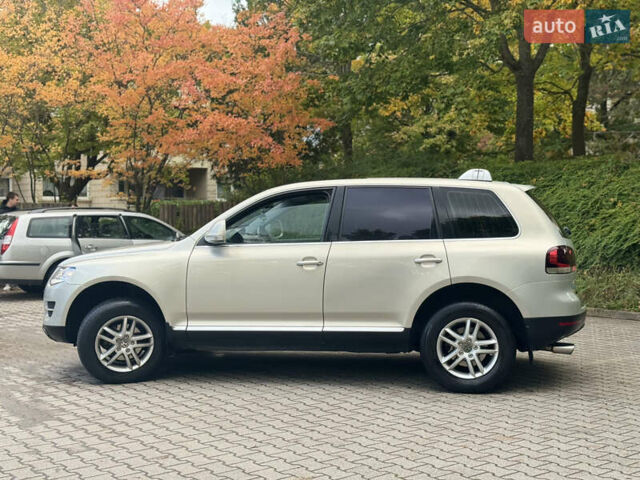 Фольксваген Туарег 2007 в Киеве на Automoto.ua Серый Фольксваген Туарег, объемом двигателя 2.46 л и пробегом 290 тыс. км за 9750 $, фото 6 на Automoto.ua