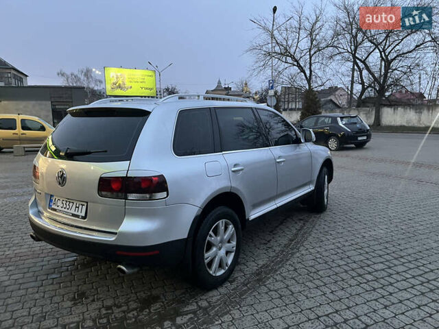 Сірий Фольксваген Туарег, об'ємом двигуна 3.6 л та пробігом 247 тис. км за 10950 $, фото 9 на Automoto.ua