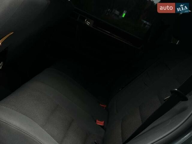 Серый Фольксваген Туарег, объемом двигателя 2.5 л и пробегом 138 тыс. км за 8999 $, фото 42 на Automoto.ua