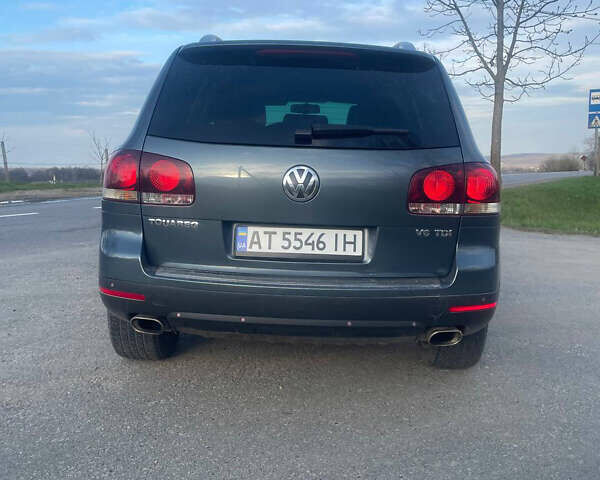Фольксваген Туарег 2007 у Івано-Франківську на Automoto.ua Сірий Фольксваген Туарег, об'ємом двигуна 3 л та пробігом 235 тис. км за 12650 $, фото 16 на Automoto.ua