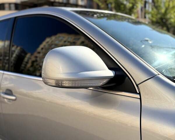 Фольксваген Туарег 2007 в Киеве на Automoto.ua Серый Фольксваген Туарег, объемом двигателя 3 л и пробегом 298 тыс. км за 10999 $, фото 8 на Automoto.ua