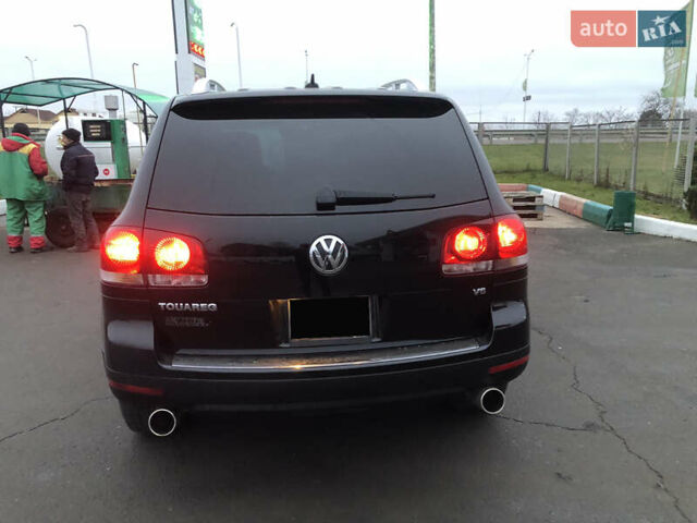Серый Фольксваген Туарег, объемом двигателя 3.6 л и пробегом 290 тыс. км за 12000 $, фото 15 на Automoto.ua