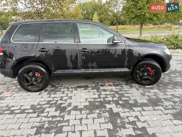 Серый Фольксваген Туарег, объемом двигателя 3 л и пробегом 230 тыс. км за 10500 $, фото 22 на Automoto.ua