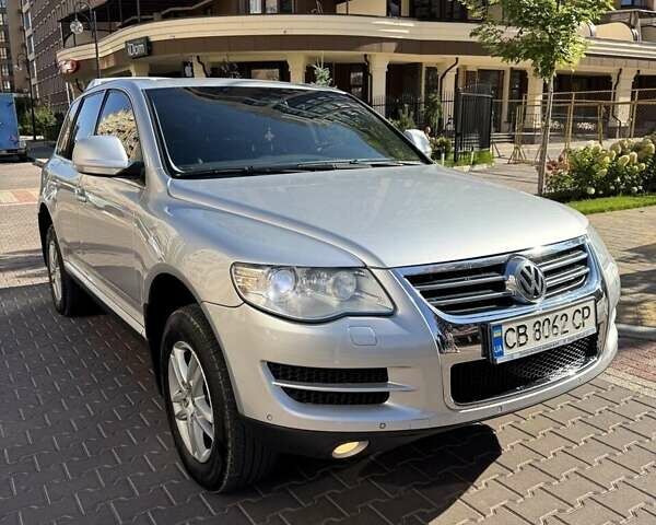 Фольксваген Туарег 2007 в Киеве на Automoto.ua Серый Фольксваген Туарег, объемом двигателя 3 л и пробегом 298 тыс. км за 10999 $, фото 4 на Automoto.ua