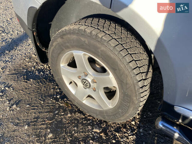 Фольксваген Туарег 2007 у Збараже на Automoto.ua Сірий Фольксваген Туарег, об'ємом двигуна 3 л та пробігом 227 тис. км за 10000 $, фото 31 на Automoto.ua