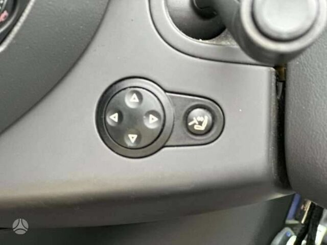 Серый Фольксваген Туарег, объемом двигателя 3 л и пробегом 391 тыс. км за 8115 $, фото 22 на Automoto.ua