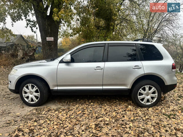 Фольксваген Туарег 2007 в Киеве на Automoto.ua Серый Фольксваген Туарег, объемом двигателя 3 л и пробегом 415 тыс. км за 9500 $, фото 2 на Automoto.ua