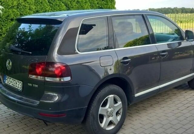 Сірий Фольксваген Туарег, об'ємом двигуна 0 л та пробігом 320 тис. км за 3500 $, фото 3 на Automoto.ua