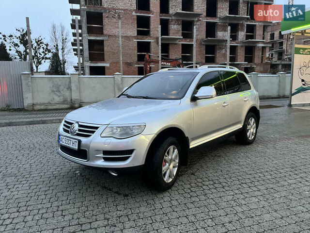 Сірий Фольксваген Туарег, об'ємом двигуна 3.6 л та пробігом 247 тис. км за 10950 $, фото 1 на Automoto.ua