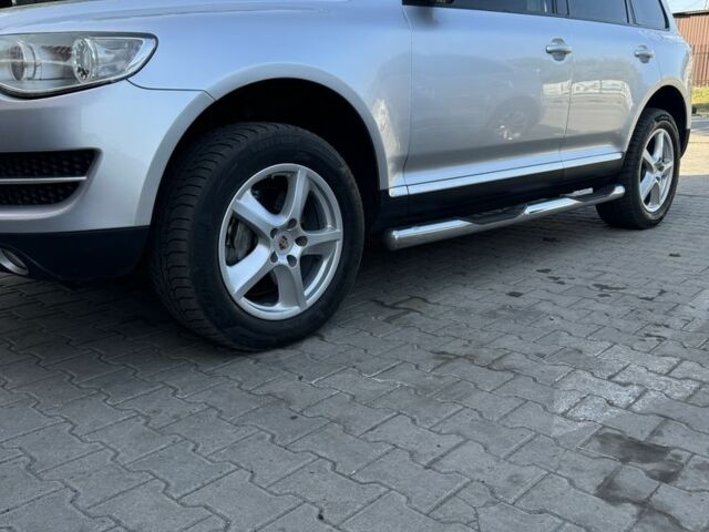 Фольксваген Туарег 2007 в Киеве на Automoto.ua Серый Фольксваген Туарег, объемом двигателя 3 л и пробегом 339 тыс. км за 11000 $, фото 1 на Automoto.ua