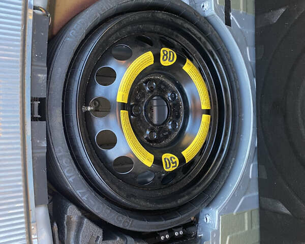 Фольксваген Туарег 2007 у Збараже на Automoto.ua Сірий Фольксваген Туарег, об'ємом двигуна 3 л та пробігом 227 тис. км за 10000 $, фото 28 на Automoto.ua