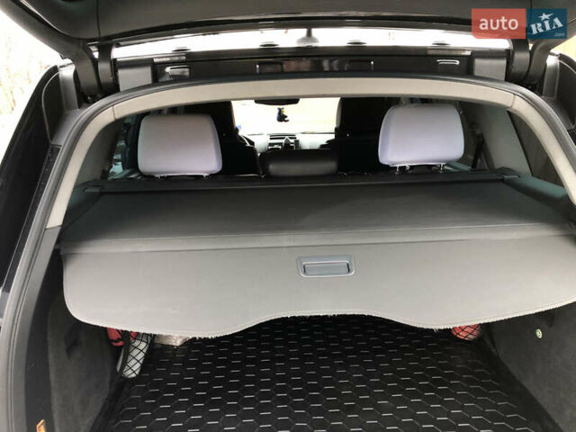 Серый Фольксваген Туарег, объемом двигателя 3.6 л и пробегом 290 тыс. км за 12000 $, фото 6 на Automoto.ua