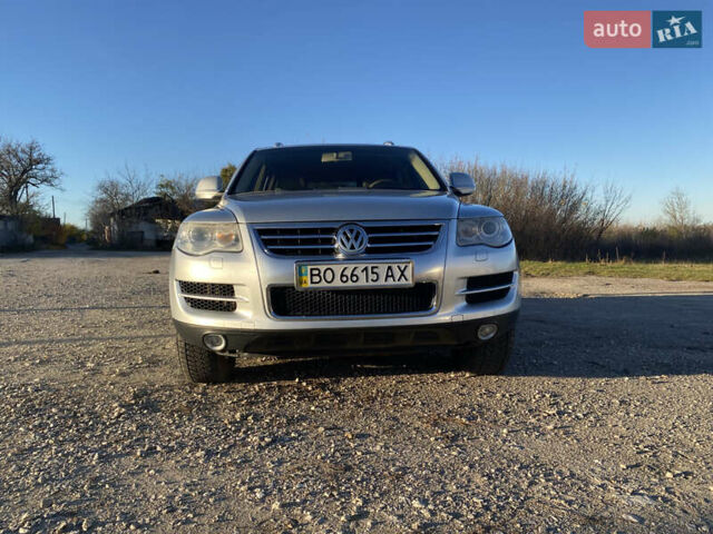 Фольксваген Туарег 2007 у Збараже на Automoto.ua Сірий Фольксваген Туарег, об'ємом двигуна 3 л та пробігом 227 тис. км за 10000 $, фото 1 на Automoto.ua