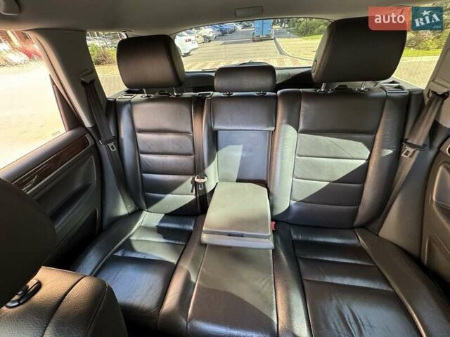 Фольксваген Туарег 2007 в Киеве на Automoto.ua Серый Фольксваген Туарег, объемом двигателя 3 л и пробегом 298 тыс. км за 10999 $, фото 25 на Automoto.ua