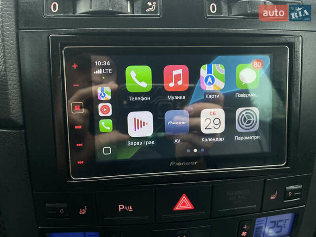 Сірий Фольксваген Туарег, об'ємом двигуна 3 л та пробігом 264 тис. км за 13200 $, фото 26 на Automoto.ua