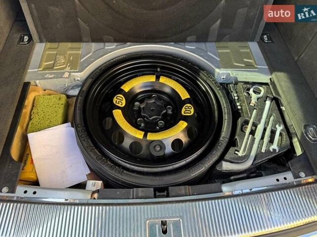 Фольксваген Туарег 2007 в Киеве на Automoto.ua Серый Фольксваген Туарег, объемом двигателя 3 л и пробегом 298 тыс. км за 10999 $, фото 32 на Automoto.ua