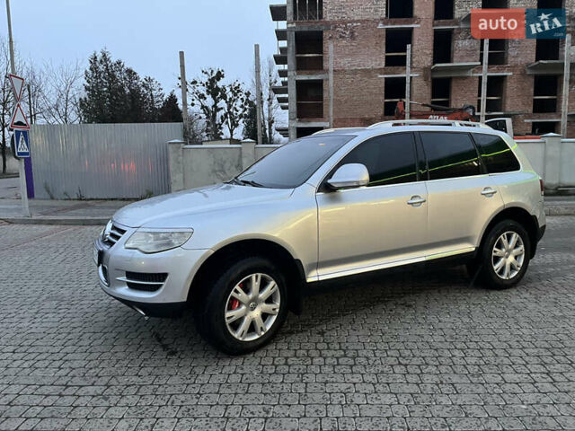 Сірий Фольксваген Туарег, об'ємом двигуна 3.6 л та пробігом 247 тис. км за 10950 $, фото 7 на Automoto.ua