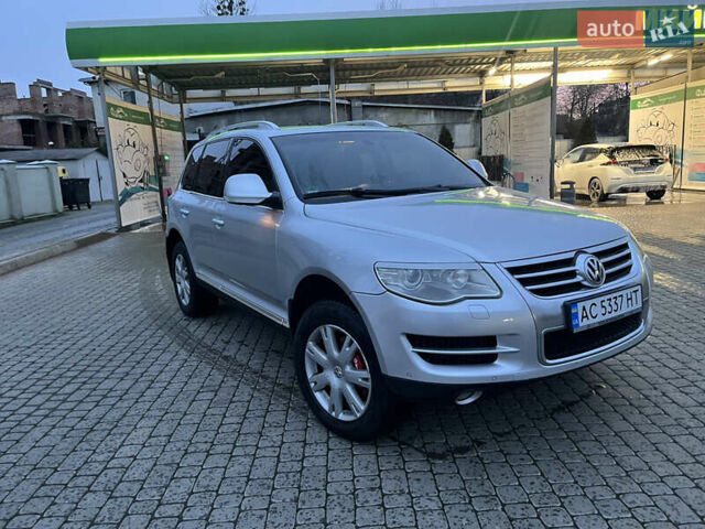 Сірий Фольксваген Туарег, об'ємом двигуна 3.6 л та пробігом 247 тис. км за 10950 $, фото 3 на Automoto.ua