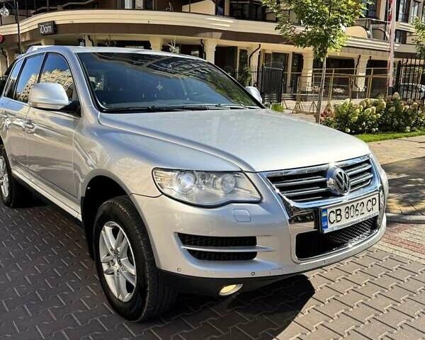 Фольксваген Туарег 2007 в Киеве на Automoto.ua Серый Фольксваген Туарег, объемом двигателя 3 л и пробегом 298 тыс. км за 10999 $, фото 3 на Automoto.ua
