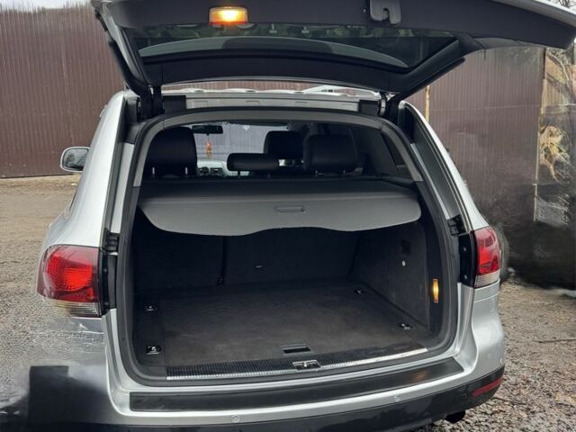 Фольксваген Туарег 2007 в Киеве на Automoto.ua Серый Фольксваген Туарег, объемом двигателя 3 л и пробегом 339 тыс. км за 11000 $, фото 13 на Automoto.ua