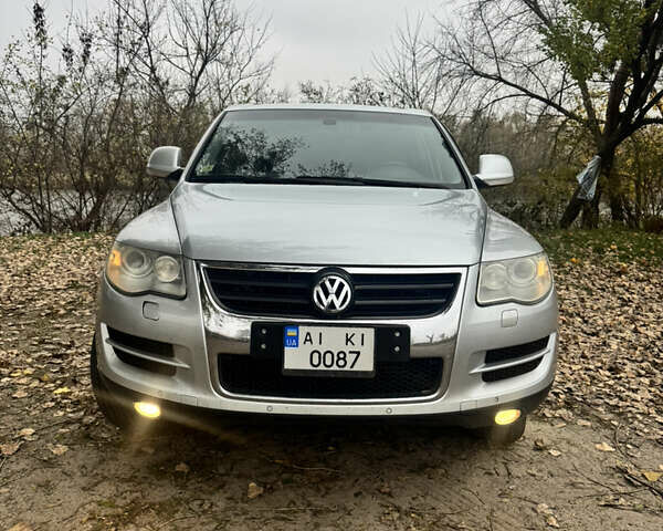 Фольксваген Туарег 2007 в Киеве на Automoto.ua Серый Фольксваген Туарег, объемом двигателя 3 л и пробегом 415 тыс. км за 9500 $, фото 8 на Automoto.ua