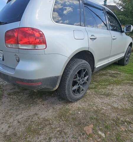 Сірий Фольксваген Туарег, об'ємом двигуна 3.6 л та пробігом 217 тис. км за 10000 $, фото 2 на Automoto.ua