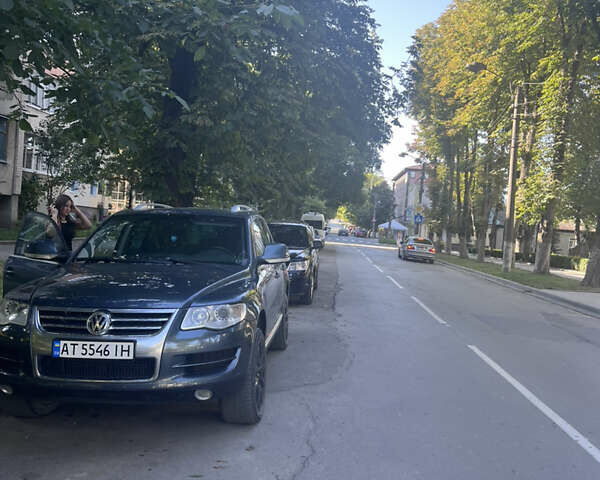 Фольксваген Туарег 2007 у Івано-Франківську на Automoto.ua Сірий Фольксваген Туарег, об'ємом двигуна 3 л та пробігом 235 тис. км за 12650 $, фото 9 на Automoto.ua
