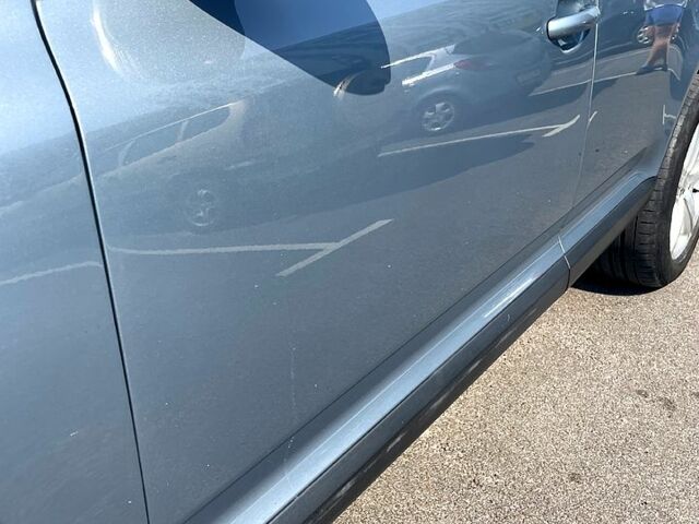 Сірий Фольксваген Туарег, об'ємом двигуна 3 л та пробігом 314 тис. км за 11500 $, фото 4 на Automoto.ua