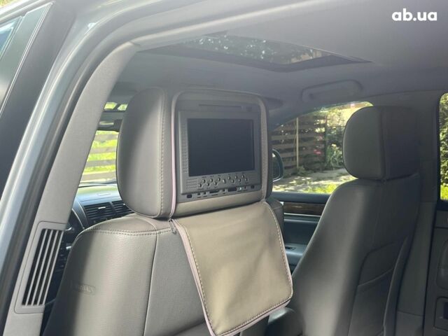 Сірий Фольксваген Туарег, об'ємом двигуна 3 л та пробігом 313 тис. км за 10990 $, фото 24 на Automoto.ua