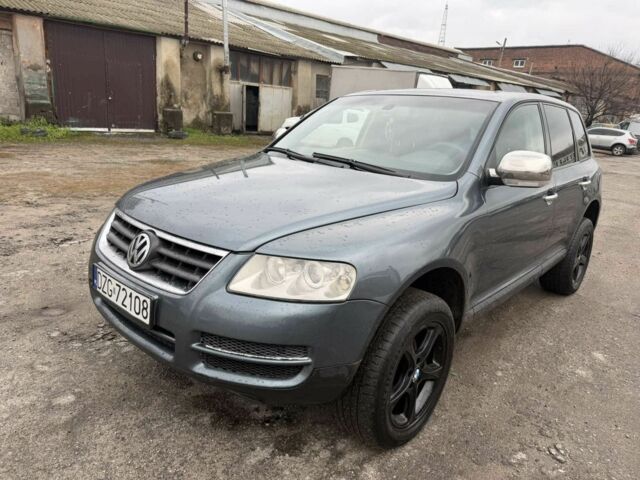 Серый Фольксваген Туарег, объемом двигателя 2.5 л и пробегом 248 тыс. км за 4300 $, фото 3 на Automoto.ua