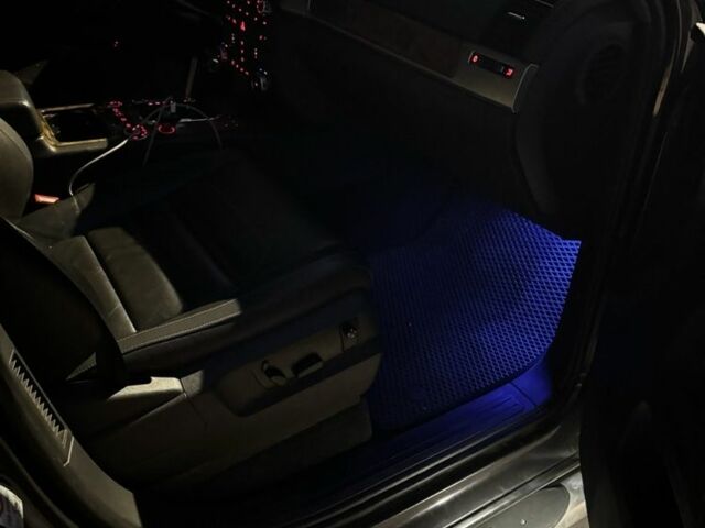 Сірий Фольксваген Туарег, об'ємом двигуна 3 л та пробігом 305 тис. км за 12500 $, фото 21 на Automoto.ua