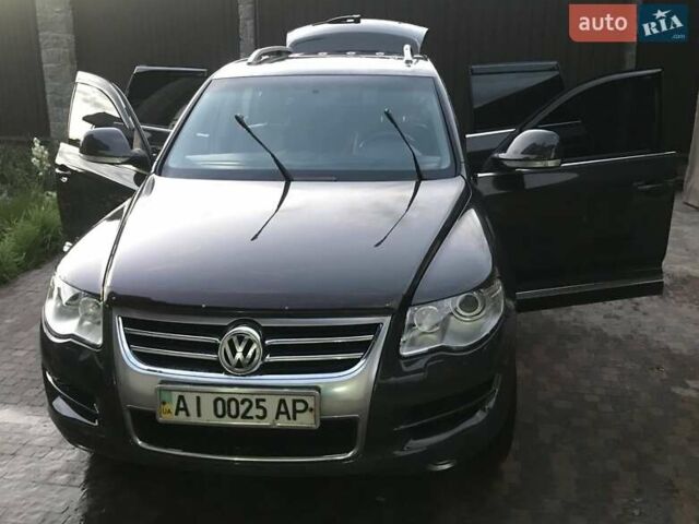 Серый Фольксваген Туарег, объемом двигателя 3 л и пробегом 377 тыс. км за 12500 $, фото 15 на Automoto.ua