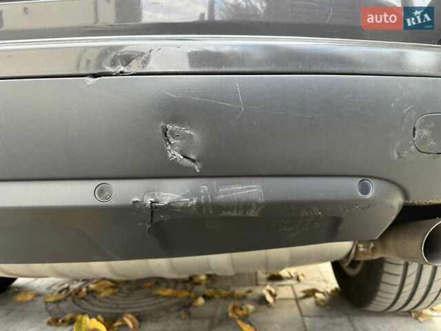 Сірий Фольксваген Туарег, об'ємом двигуна 2.97 л та пробігом 317 тис. км за 14000 $, фото 22 на Automoto.ua