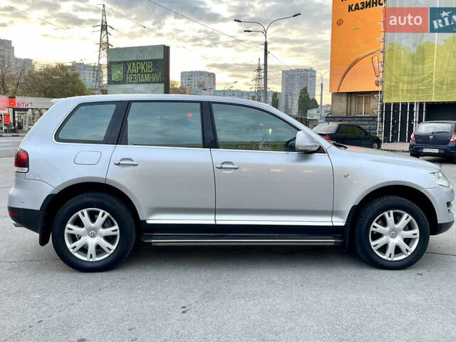 Сірий Фольксваген Туарег, об'ємом двигуна 3.6 л та пробігом 197 тис. км за 10700 $, фото 17 на Automoto.ua