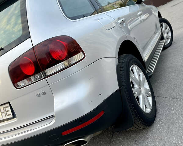 Сірий Фольксваген Туарег, об'ємом двигуна 3.6 л та пробігом 197 тис. км за 10700 $, фото 6 на Automoto.ua