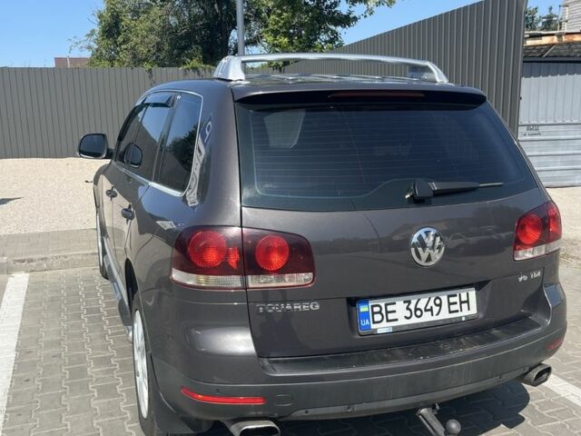 Сірий Фольксваген Туарег, об'ємом двигуна 3 л та пробігом 305 тис. км за 12500 $, фото 5 на Automoto.ua