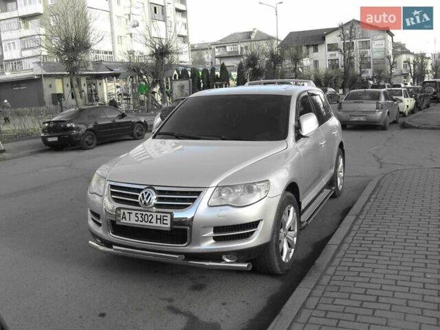 Сірий Фольксваген Туарег, об'ємом двигуна 3.6 л та пробігом 294 тис. км за 8500 $, фото 3 на Automoto.ua