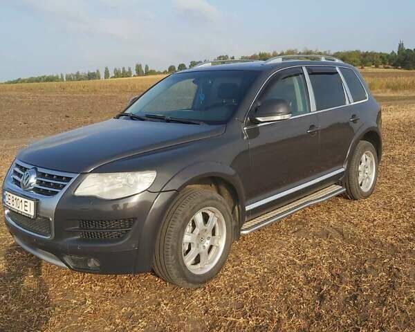Сірий Фольксваген Туарег, об'ємом двигуна 3 л та пробігом 259 тис. км за 11734 $, фото 21 на Automoto.ua