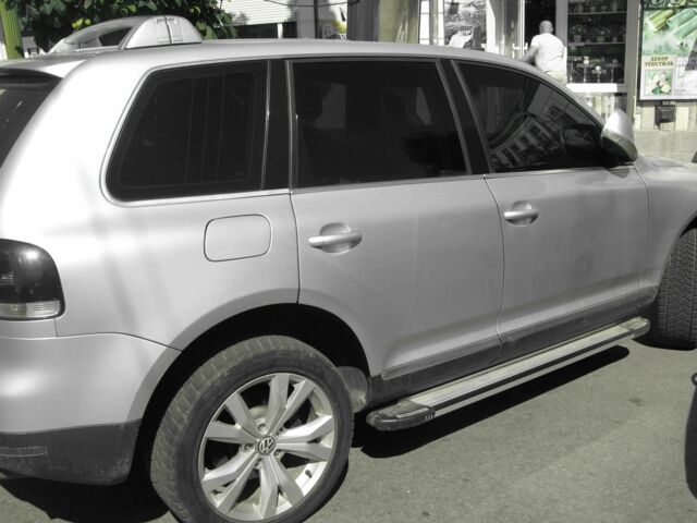 Сірий Фольксваген Туарег, об'ємом двигуна 3.6 л та пробігом 156 тис. км за 8500 $, фото 2 на Automoto.ua