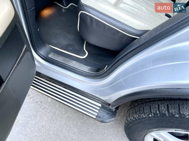 Сірий Фольксваген Туарег, об'ємом двигуна 3.6 л та пробігом 197 тис. км за 10700 $, фото 32 на Automoto.ua