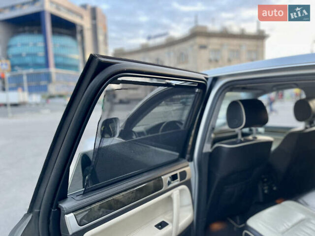 Сірий Фольксваген Туарег, об'ємом двигуна 3.6 л та пробігом 197 тис. км за 10700 $, фото 31 на Automoto.ua