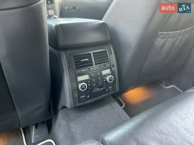 Сірий Фольксваген Туарег, об'ємом двигуна 3.6 л та пробігом 197 тис. км за 10700 $, фото 34 на Automoto.ua