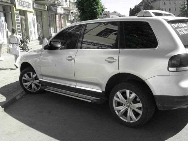 Сірий Фольксваген Туарег, об'ємом двигуна 3.6 л та пробігом 156 тис. км за 8500 $, фото 1 на Automoto.ua