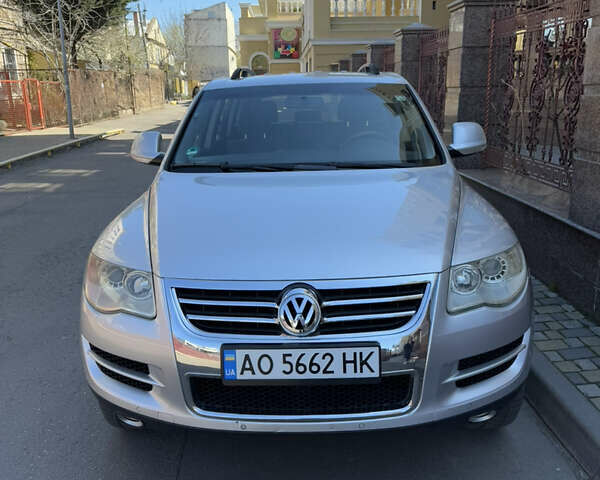 Фольксваген Туарег 2009 в Одессе на Automoto.ua Серый Фольксваген Туарег, объемом двигателя 2.5 л и пробегом 289 тыс. км за 8700 $, фото 1 на Automoto.ua
