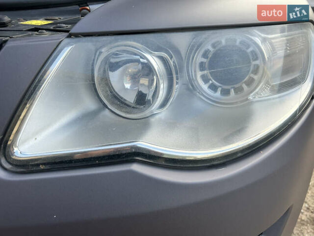 Серый Фольксваген Туарег, объемом двигателя 3 л и пробегом 296 тыс. км за 13550 $, фото 30 на Automoto.ua