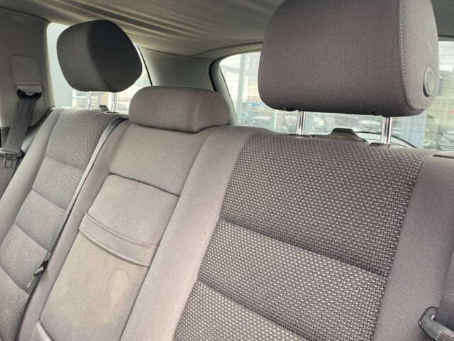 Серый Фольксваген Туарег, объемом двигателя 2.5 л и пробегом 277 тыс. км за 10500 $, фото 23 на Automoto.ua