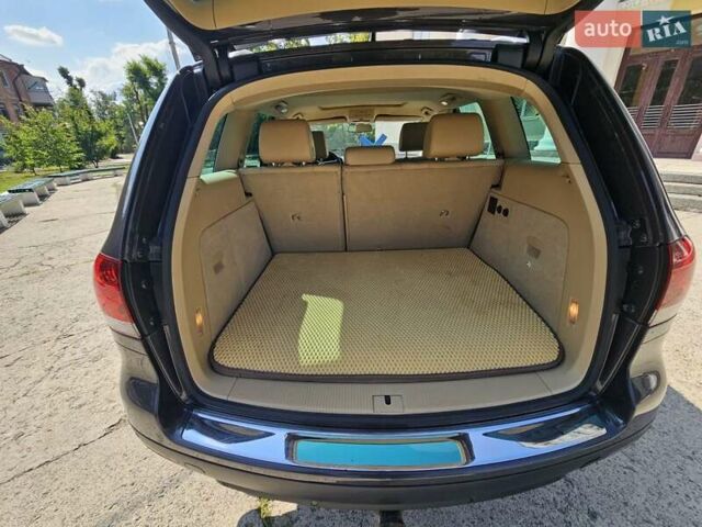 Серый Фольксваген Туарег, объемом двигателя 3 л и пробегом 187 тыс. км за 15500 $, фото 14 на Automoto.ua