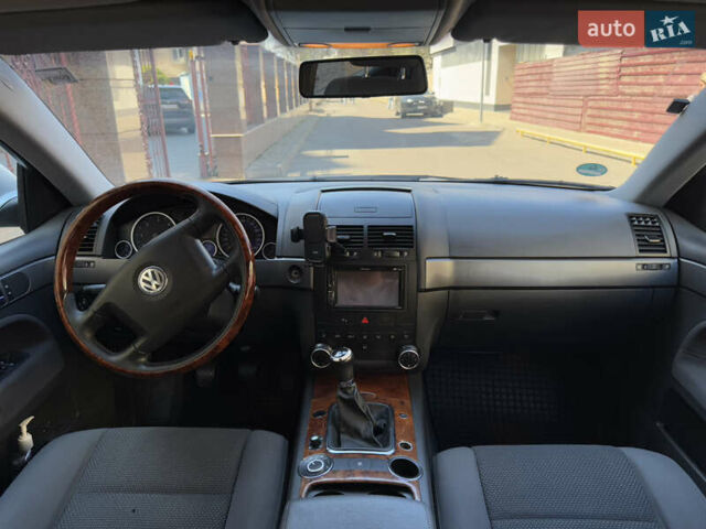 Фольксваген Туарег 2009 в Одессе на Automoto.ua Серый Фольксваген Туарег, объемом двигателя 2.5 л и пробегом 289 тыс. км за 8700 $, фото 18 на Automoto.ua